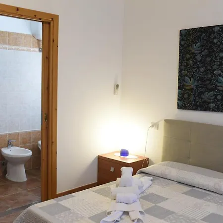 Hotel California 3*