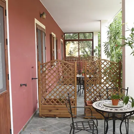 Hotel California Carloforte (Isola di San Pietro)