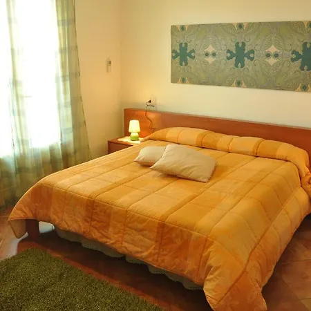 Hotel California Carloforte (Isola di San Pietro)
