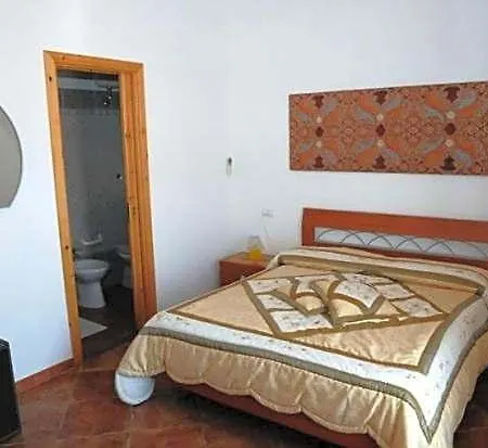 California מלון 3*