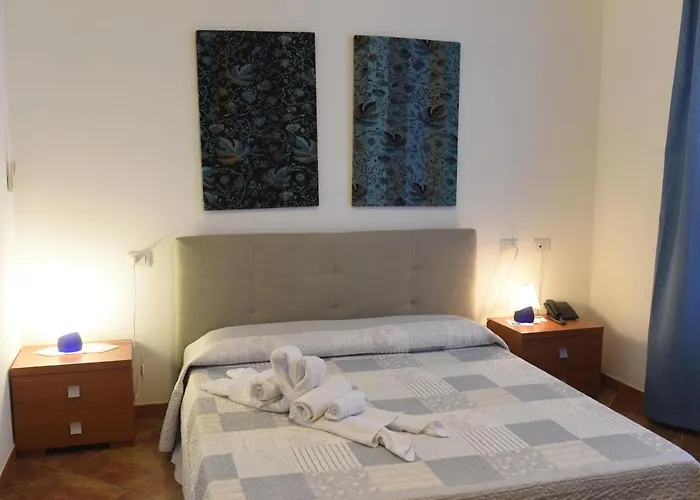 加利福尼亚酒店 3* 卡洛福泰